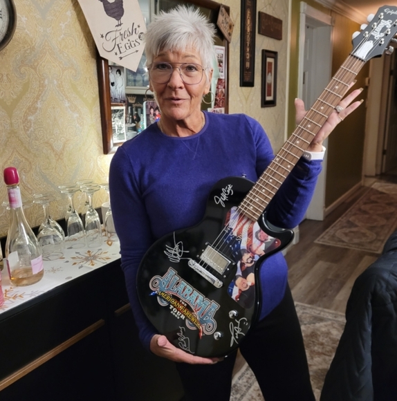 Meet your Posher, Eve - Picture 4 of 4